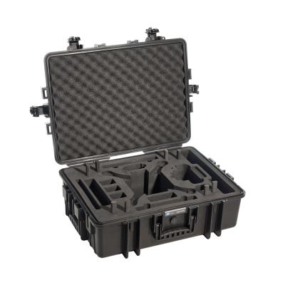 OUTDOOR resväska i svart med Skuminteriör 585x415x210 mm Volume: 51 L Model: 6500/B/SI